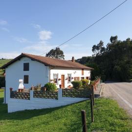 Casa Blanca Güemes, hotel v destinaci Bareyo
