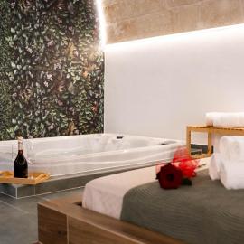 Leaves' Suite