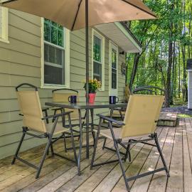 Peaceful Finger Lakes Apartment with Patio!, hotelli kohteessa Ovid