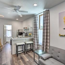 Walk to Dining, Breweries & Shops! Dtwn Custer Apt