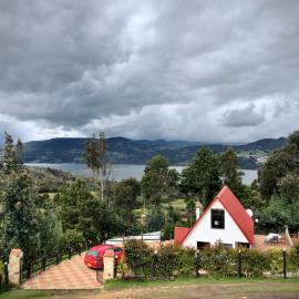TOSCANA de Tomine, hotel Guatavitában