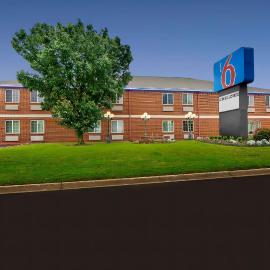 Motel 6 Tulsa, Ok - Central, hotel di Tulsa