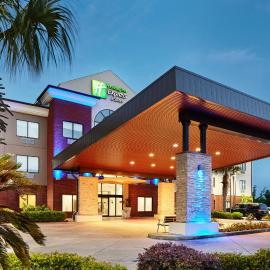 Holiday Inn Express Hotel & Suites Panama City-Tyndall by IHG