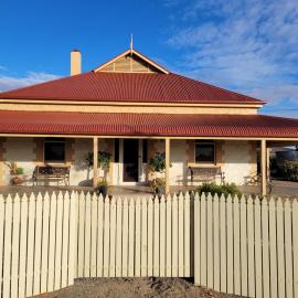 Sunset Ridge Accommodation -Rockville Homestead، فندق في Hawker