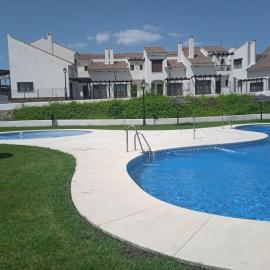 Bonita casa a estrenar en paraje natural a 35 minutos de Sevilla, hotel u gradu 'El Ronquillo'
