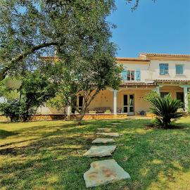 House Nono Bepo in small Istrian village, hotel v destinaci Brtonigla
