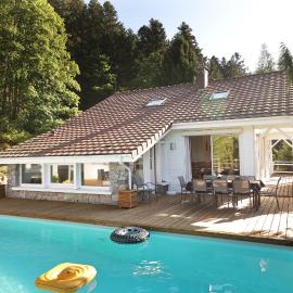 LE CHALET BLANC - JACUZZI / PISCINE / SAUNA