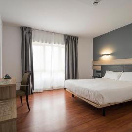 Alda Centro Gijón, hotel v mestu Gijón