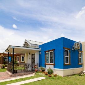 Nickels Garden Villas โรงแรมในมอนเทโกเบย์