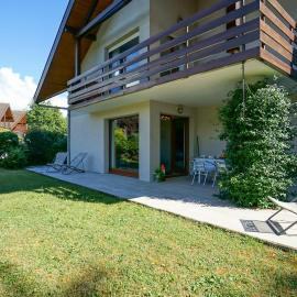 The Maryalice charming little house next to the beach!, hotel in Saint-Jorioz