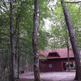 Holiday Home Ana, hotel v mestu Tounj
