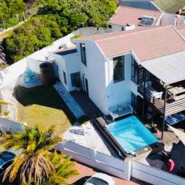 BEACH HOUSE MOSSELRIVIER, hotel a Langebaan