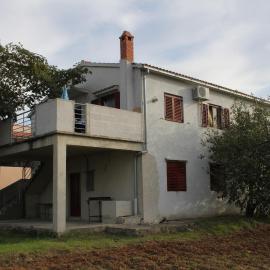 Apartments with parking space Mrljane, Pasman - 8498, hotel in Mali Pašman