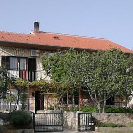 Apartments with parking space Maslenica, Novigrad - 11089