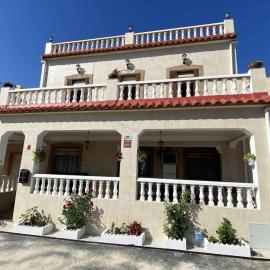 La Marina Urb, Beautiful 4 bedroom House, Alicante, San Fulgencio, Spain, hotel in La Marina