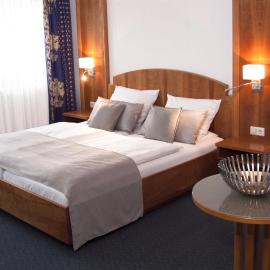 Hotel Germania, hotel a Reutlingen
