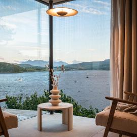 Vriskaig Luxury Guest Suite with Iconic Views