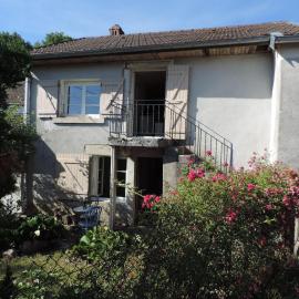 Petite maison rustique, khách sạn ở Saint-Germain-en-Montagne
