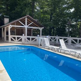 Chalet Mlyn, hotel in Migovo