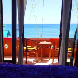 Pelangi Beach Homestay, hotel v destinácii Amed