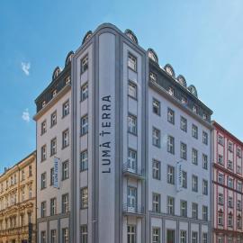 Luma Terra Prague Hostel، فندق في براغ
