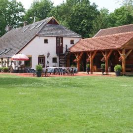 De Linde, boerderij in Drenthe voor 15 tot 30 personen, hotel v destinácii Linde
