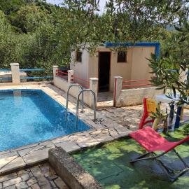 Family friendly house with a swimming pool Kabli, Peljesac - 16795, hotell sihtkohas Putniković