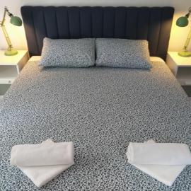 Double Room Njivice 17010a, hotel in Njivice