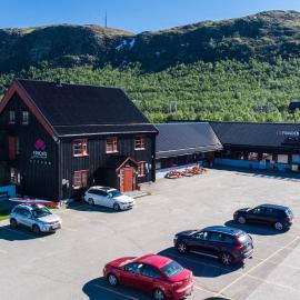 Basecamp Frich`s Hjerkinn – hotel w mieście Hjerkinn