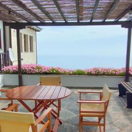 Athina's Villa Uphill, ξενοδοχείο στη Ζαγορά