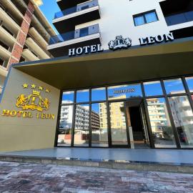 Hotel LEON - Beach Front