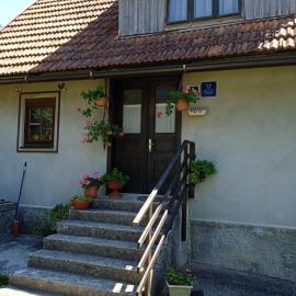 Kuća za odmor Lešnica, hotel i Brod na Kupi