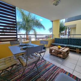 La Vita Bella, Superbe Apt T2 récent de 46m2 à St Gilles l'Eperon à 8min des plages, hotel in Saint-Gilles-les Hauts