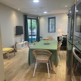 Amy's appartment Coastal road Peyrebere