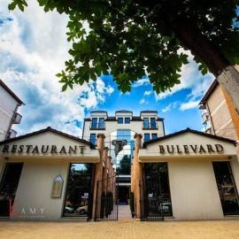 Hotel Bulevard, hotel di Hunedoara