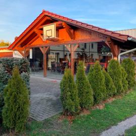 Ferien-Landleben, Hotel in Löbnitz