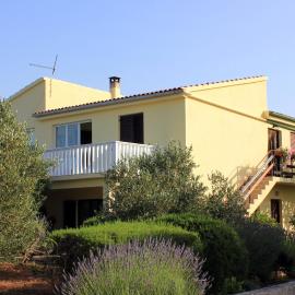Viesnīca Apartments with parking space Zaglav, Dugi otok - 878 pilsētā Zaglav