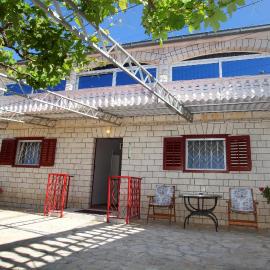 Apartments by the sea Seget Vranjica, Trogir - 980
