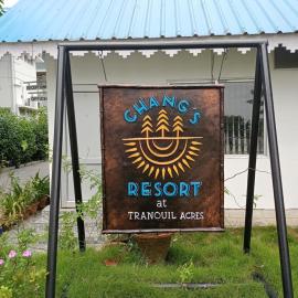 Chang's Resort & Restaurant, отель в городе Kāhārpāra