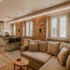 Palazzino Veneziano Luxury Apartment، فندق في مدينة كورفو