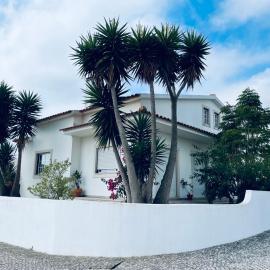 Casa do Canto - Uma casa no campo, perto da praia., hotel v destinaci Óbidos
