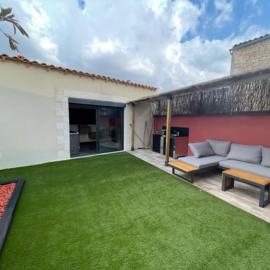 - Le Nuage - Unique, espace Spa privatif et jardin avec plancha et salon privatif, stationnement public gratuit, viešbutis mieste Njoras