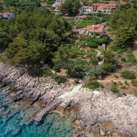 Apartments by the sea Zavala, Hvar - 2061, hotel in Zavala