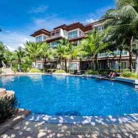 Hotel COCO Phuket Bangtao Beach, хотел в Банг Тао Бийч