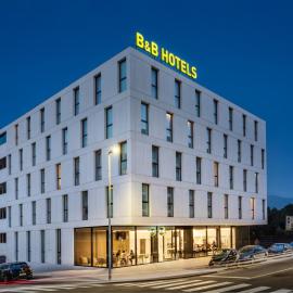 Santo Tirso में, होटल B&B HOTEL Santo Tirso