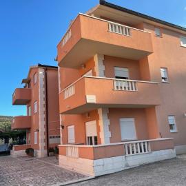 Apartman Jukic, khách sạn ở Marina
