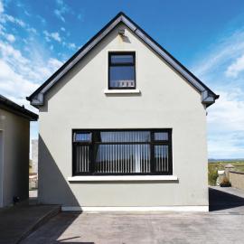Cosy two bedroom cottage on the Mullet Peninsula, hotel in An Geata Mór