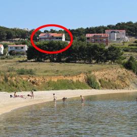 Family friendly seaside apartments Vlasici, Pag - 4319, hotel in Vlašići