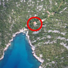 Seaside secluded apartments Cove Tatinja, Hvar - 5729, hotel u gradu Vrbanj