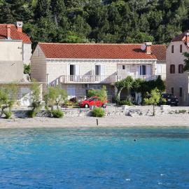 Apartments by the sea Trstenik, Peljesac - 4570, Hotel in Trstenik
